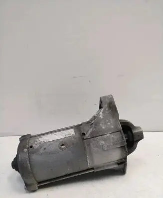 Renault Megane III Starter motor 233007802R 06C32389