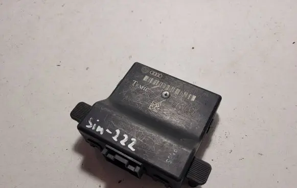 Volkswagen Golf V Gateway control module 1K0907530E 1K0907951