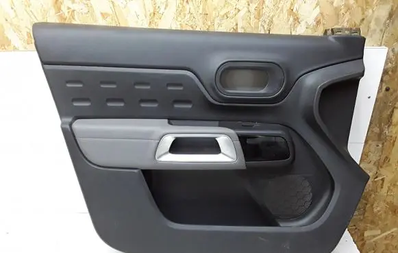 Citroen C5 Aircross Front door card panel trim 98244172yc
