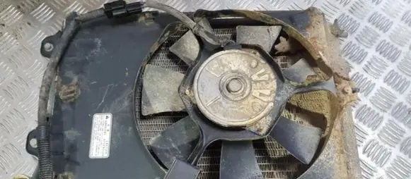 Mitsubishi Space Star Radiator cooling fan shroud