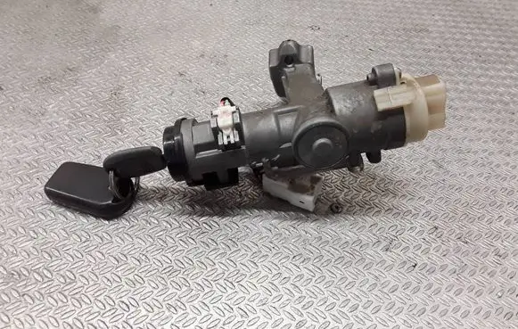 KIA Rio Ignition lock