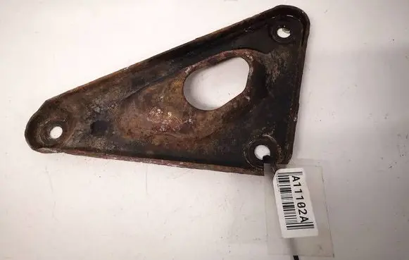 Opel Astra H Engine mounting bracket 