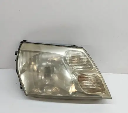 Toyota Hiace (H50, H60, H70) Headlight/headlamp 8110526330