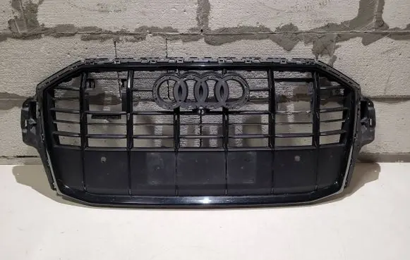Audi Q7 4M Front grill 4m0853651aj