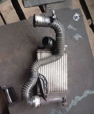 Nissan Qashqai Intercooler radiator