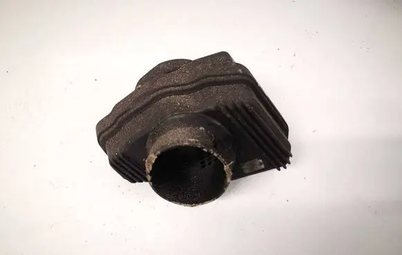 BMW 5 F10 F11 Intake resonator 8513672 4012541B