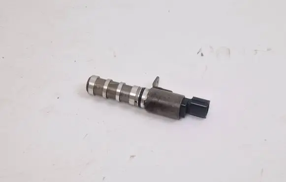 Nissan Qashqai Camshaft vanos timing valve 237962295R 50450021