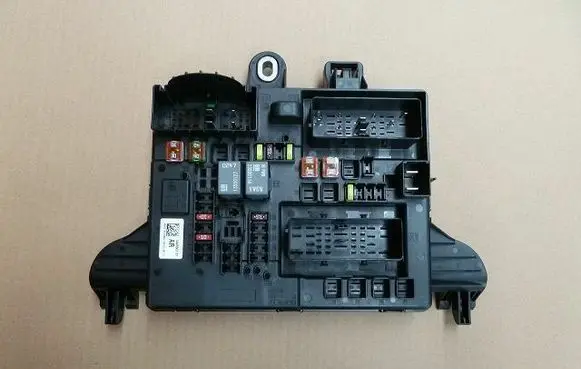 Opel Admiral A Fuse box set 13485563