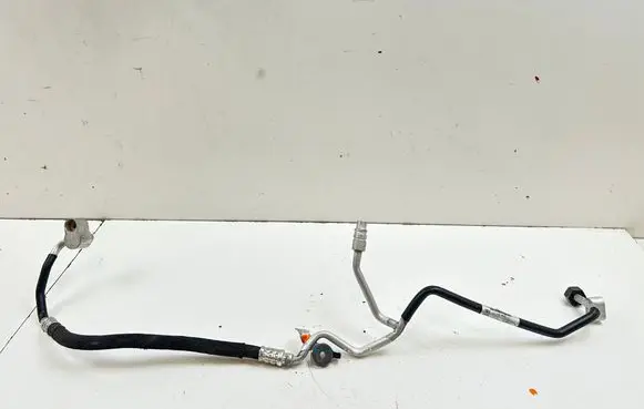Air conditioning (A/C) pipe/hose