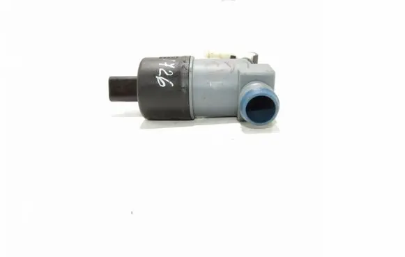 Nissan Qashqai Windscreen/windshield washer pump 681155