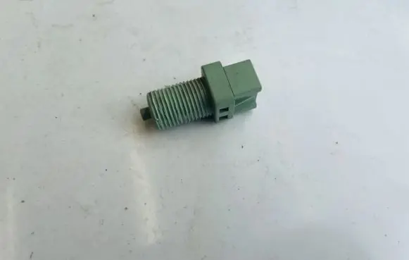 Brake pedal sensor switch