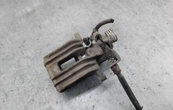Rear brake caliper