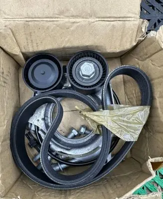 BMW 5 G30 G31 G38 Alternator belt tensioner 8589916