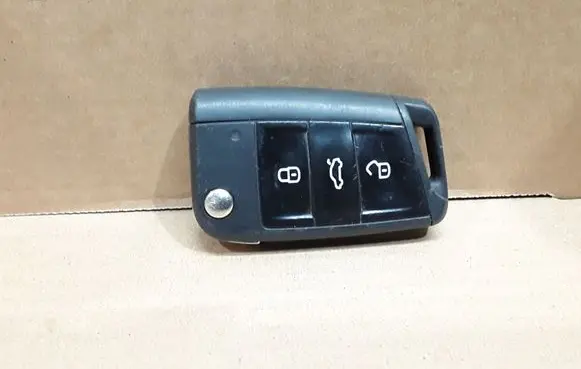 Volkswagen Golf VII Ignition key/card 5G0959752