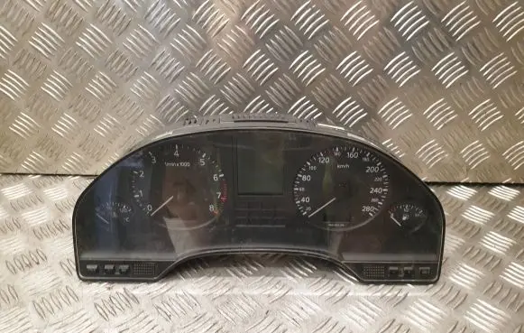 Audi A8 S8 D2 4D Speedometer (instrument cluster) 4D0919033F
