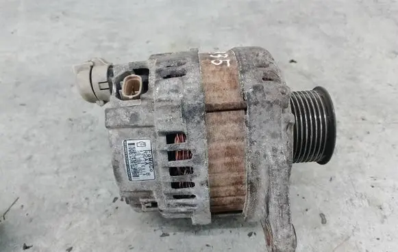 Mazda 6 Generator/alternator A2TJ0681A