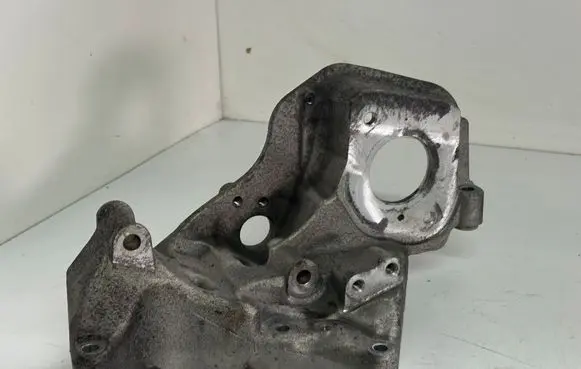 Generator/alternator bracket