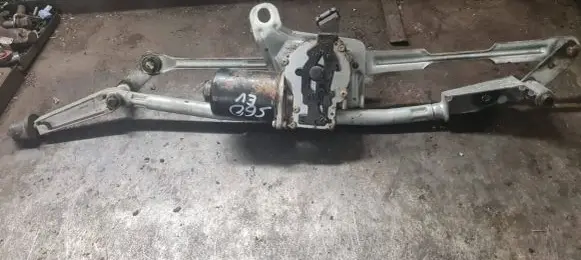 Volvo S80 Front wiper linkage and motor 8648345