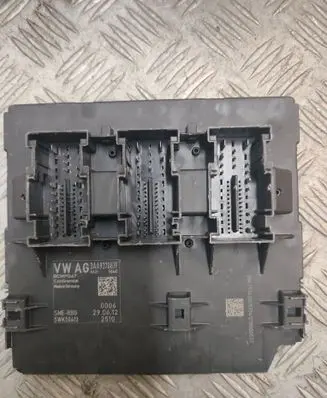 Volkswagen PASSAT B7 Comfort/convenience module 3AA937087F