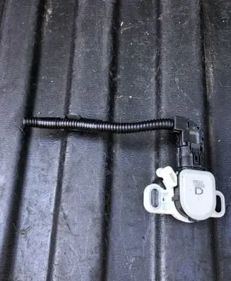 Lexus IS III XE30 Brake pedal sensor switch 8951033030