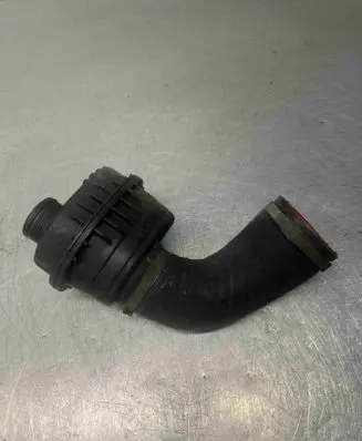 Intake resonator