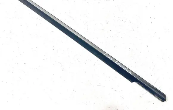 Alfa Romeo Giulietta Front door glass trim molding 008311