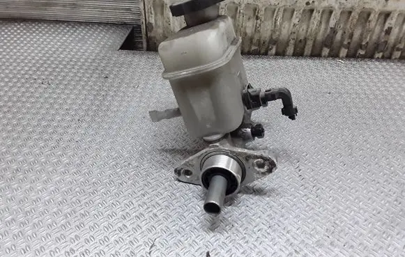 Hyundai Santa Fe Master brake cylinder BM1111275
