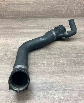 BMW 5 E60 E61 Engine coolant pipe/hose 7789723 7789742