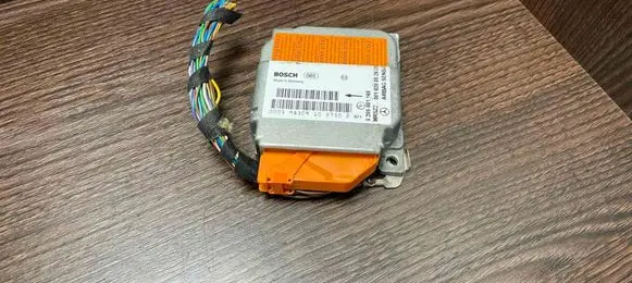 Mercedes-Benz CLK A208 C208 Airbag control unit/module 0018200826 0285001165