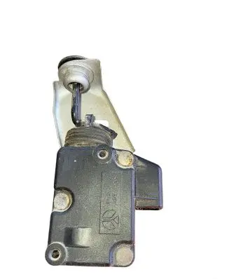 Peugeot 407 Fuel tank opening switch 9643826880