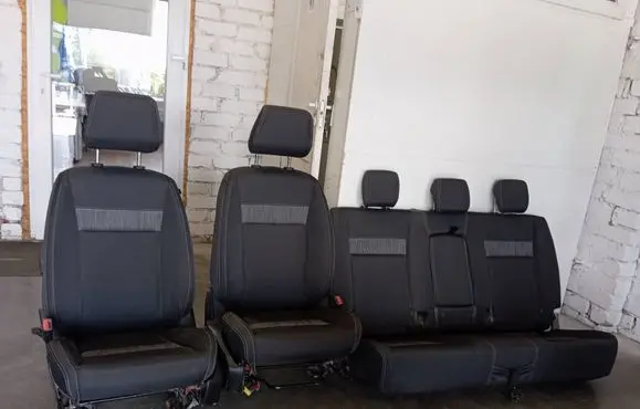 Ford Ranger Seat set 
