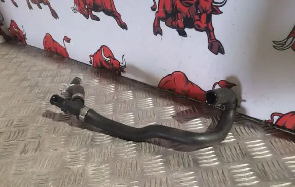 Volvo S90, V90 Engine coolant pipe/hose 32224775