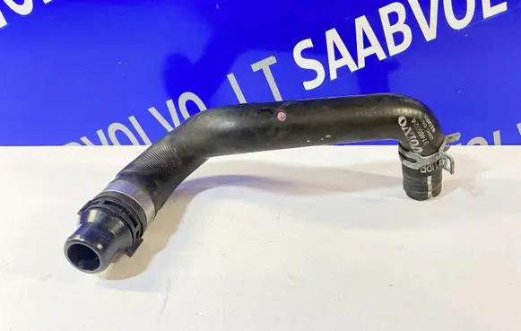 Volvo XC90 Engine coolant pipe/hose 31465024 31368236
