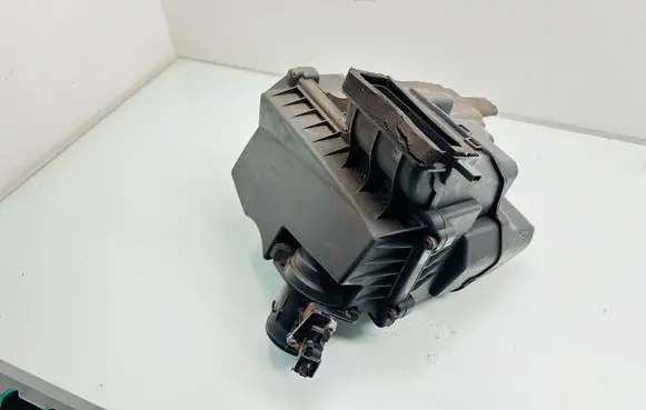 Citroen Jumpy Air filter box 9676423480