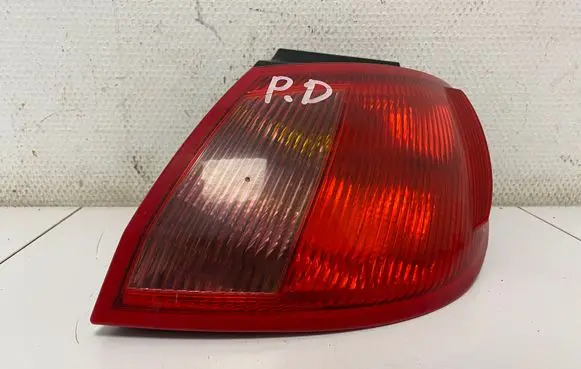 Mitsubishi Colt Rear/tail lights MR957366 27850202