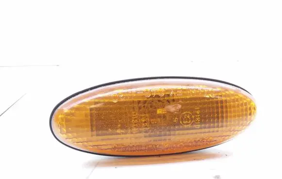 Mazda 323 F Front fender indicator light 0464120