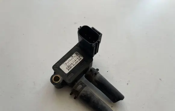 Ford Grand C-MAX Exhaust gas pressure sensor AV615L200AA
