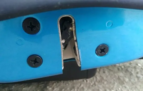 Mazda 3 II Front door lock