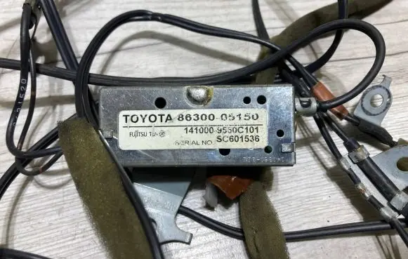 Toyota Avensis T250 Antenna control unit 86300-05150