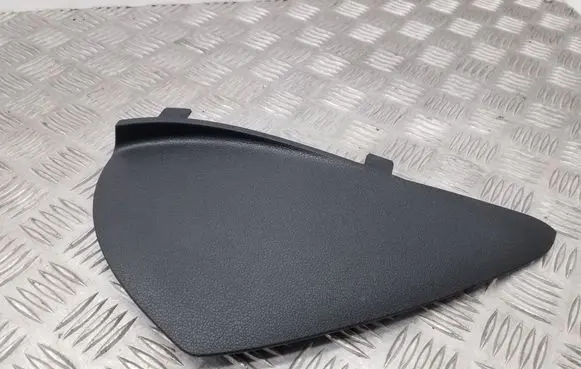 Audi Q3 8U Dashboard side end trim 8U0857086A