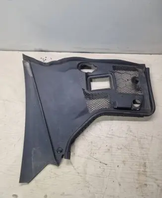 Mercedes-Benz C W205 Wiper trim A2058309402