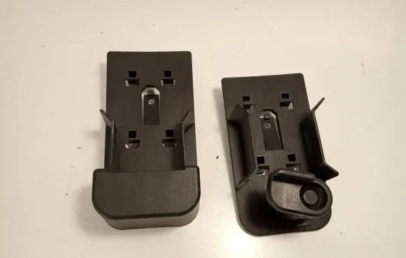 Mercedes-Benz CLK A209 C209 Hazard Warning Triangle Mounting Bracket A2098980314 A2098900314