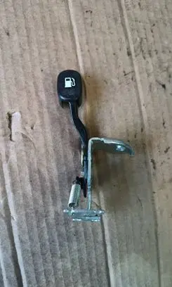 Hyundai Bayon Fuel tank cap lock