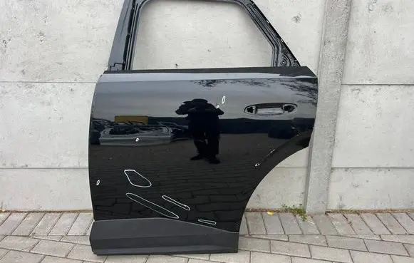 Peugeot 3008 III Rear door