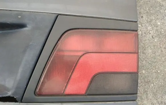 Peugeot 806 Tailgate rear/tail lights