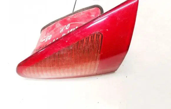 Alfa Romeo 147 Tailgate rear/tail lights 46556346 46747825