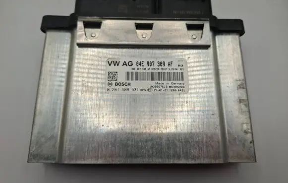 Volkswagen Polo V 6R Engine control unit/module 04E907309AF 0261S09531