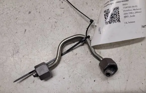 Fuel injector supply line/pipe