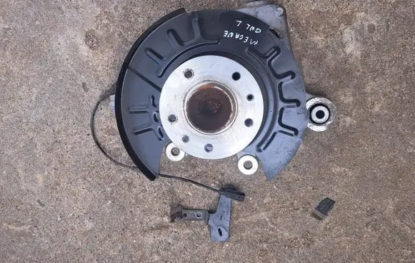 Renault Megane E-Tech Rear wheel hub 441615MZ1A