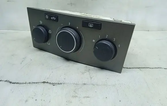 Opel Astra H Climate control unit 13201300 31052005 901512410005